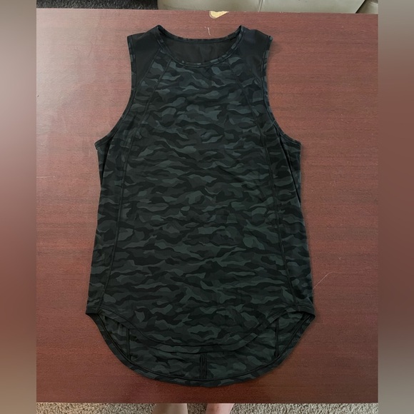 lululemon athletica Black Camo Tank Top - Picture 2 of 6